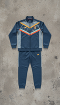 conjunto deportivo azul neblina